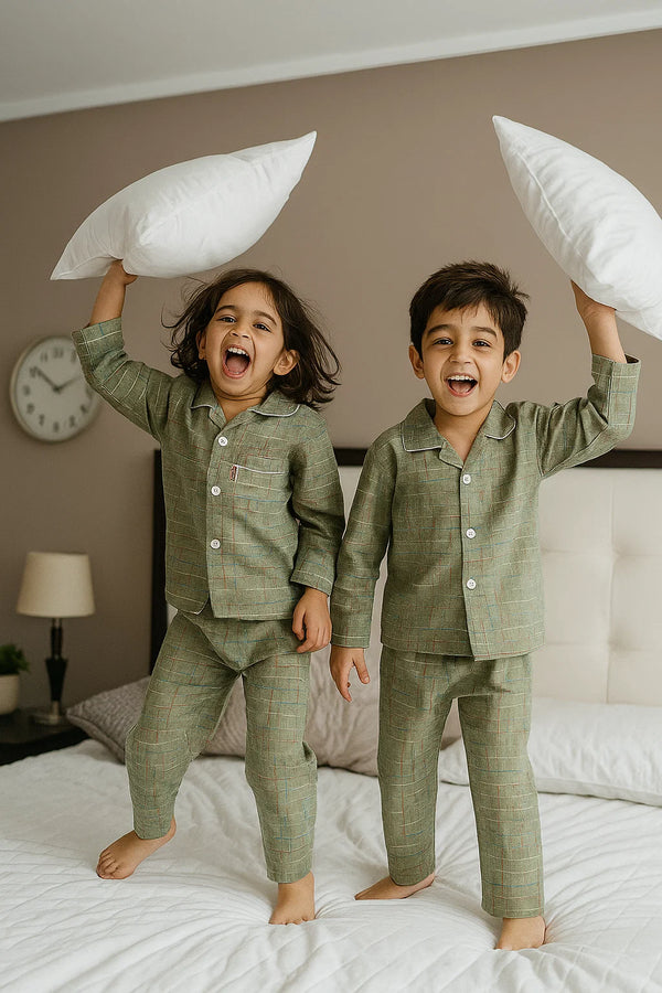 Kids Night Suit (1-4yrs)